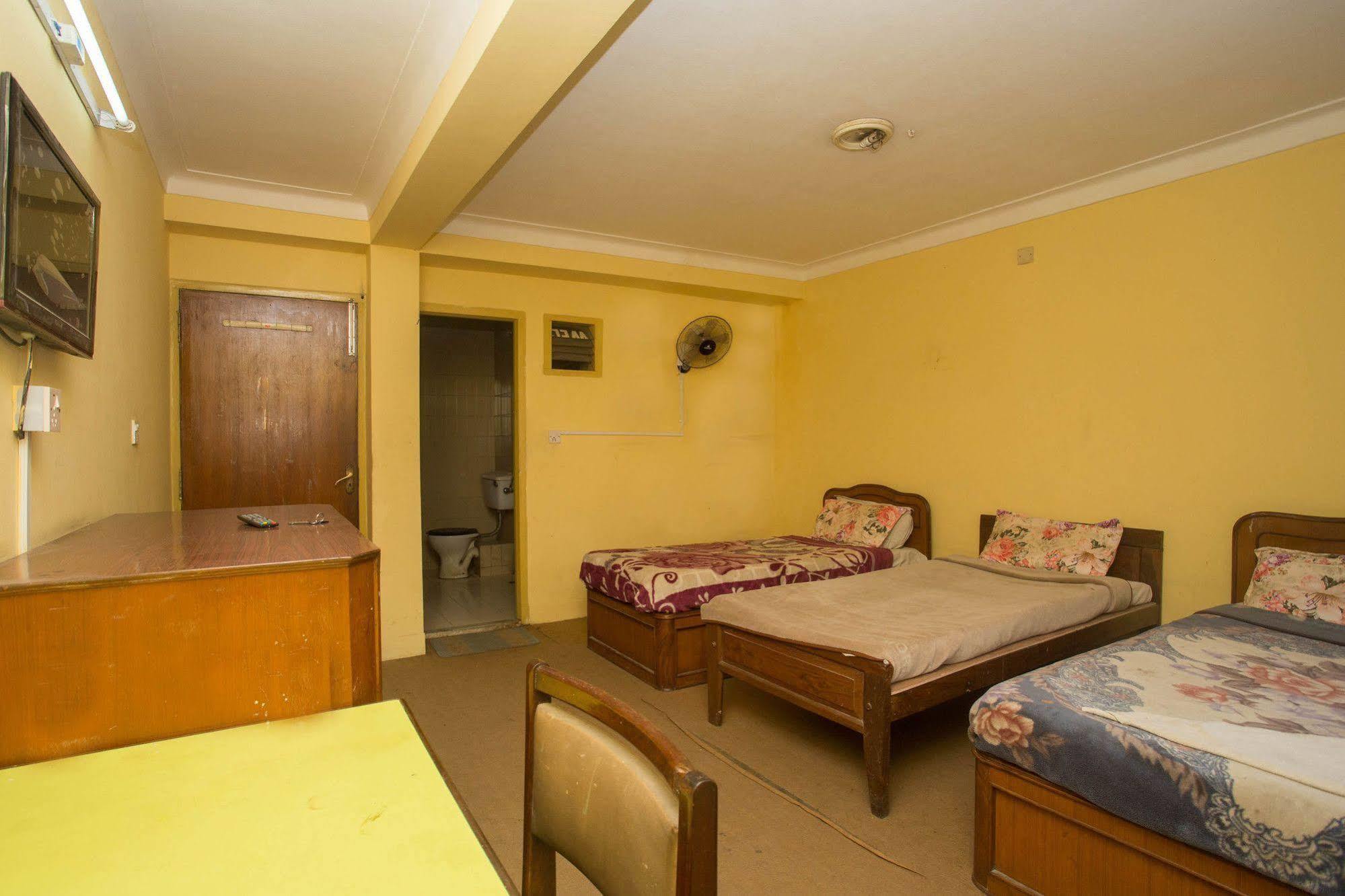 Hotel Red Panda Kathmandu Buitenkant foto