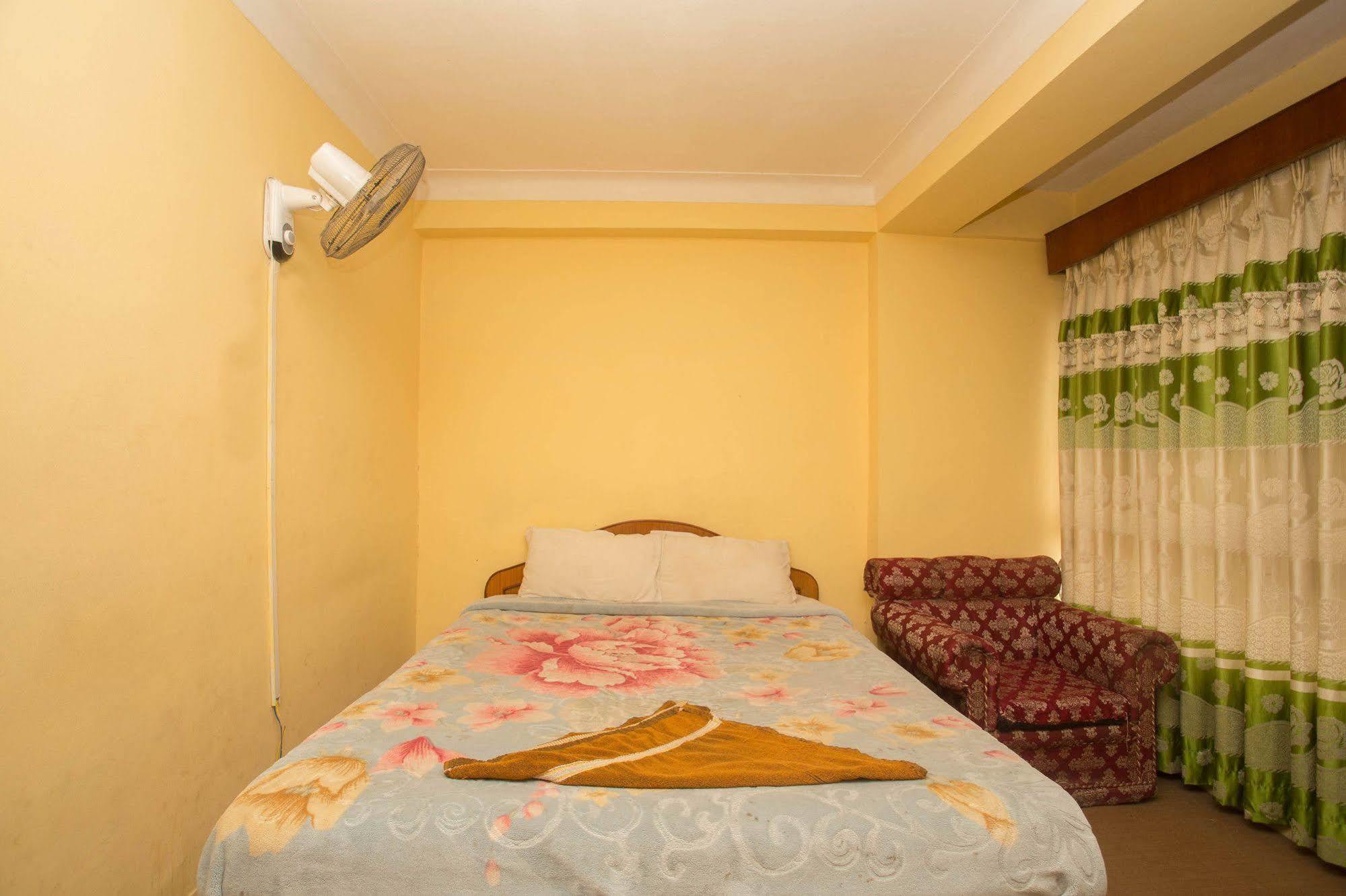 Hotel Red Panda Kathmandu Buitenkant foto
