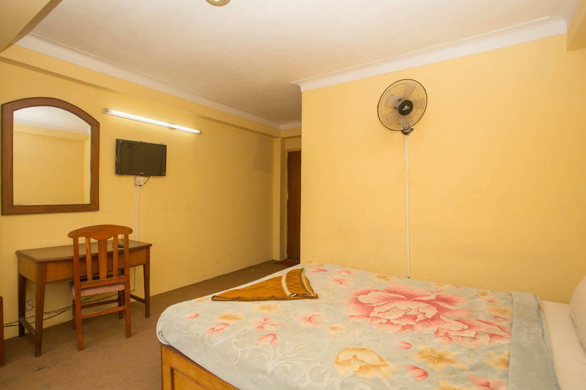 Hotel Red Panda Kathmandu Buitenkant foto