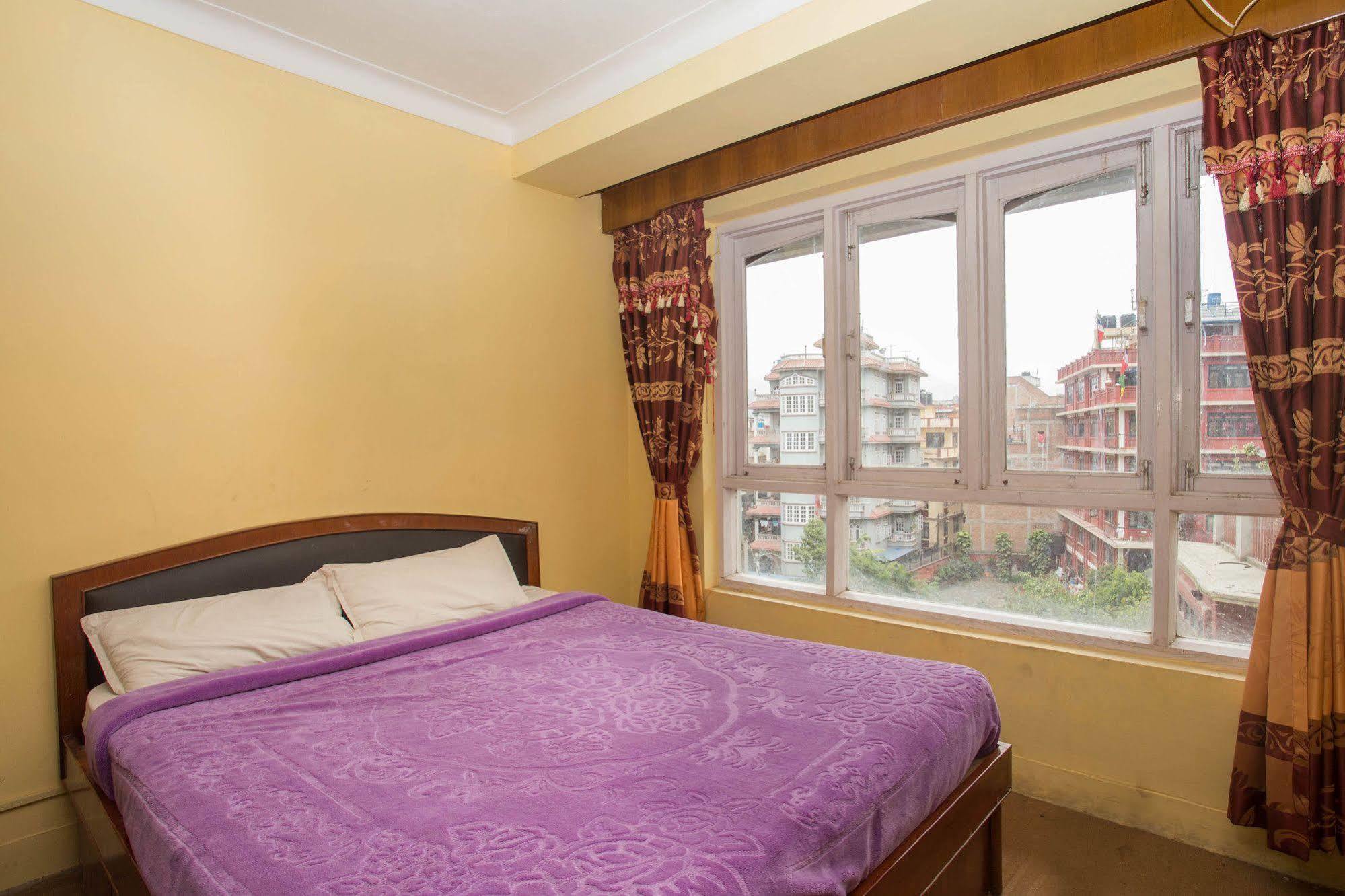 Hotel Red Panda Kathmandu Buitenkant foto